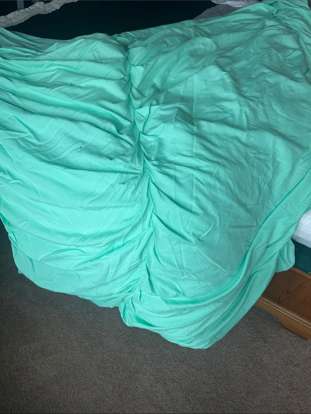 Xhillaration mint green twin size comforter and pink twin size sheets